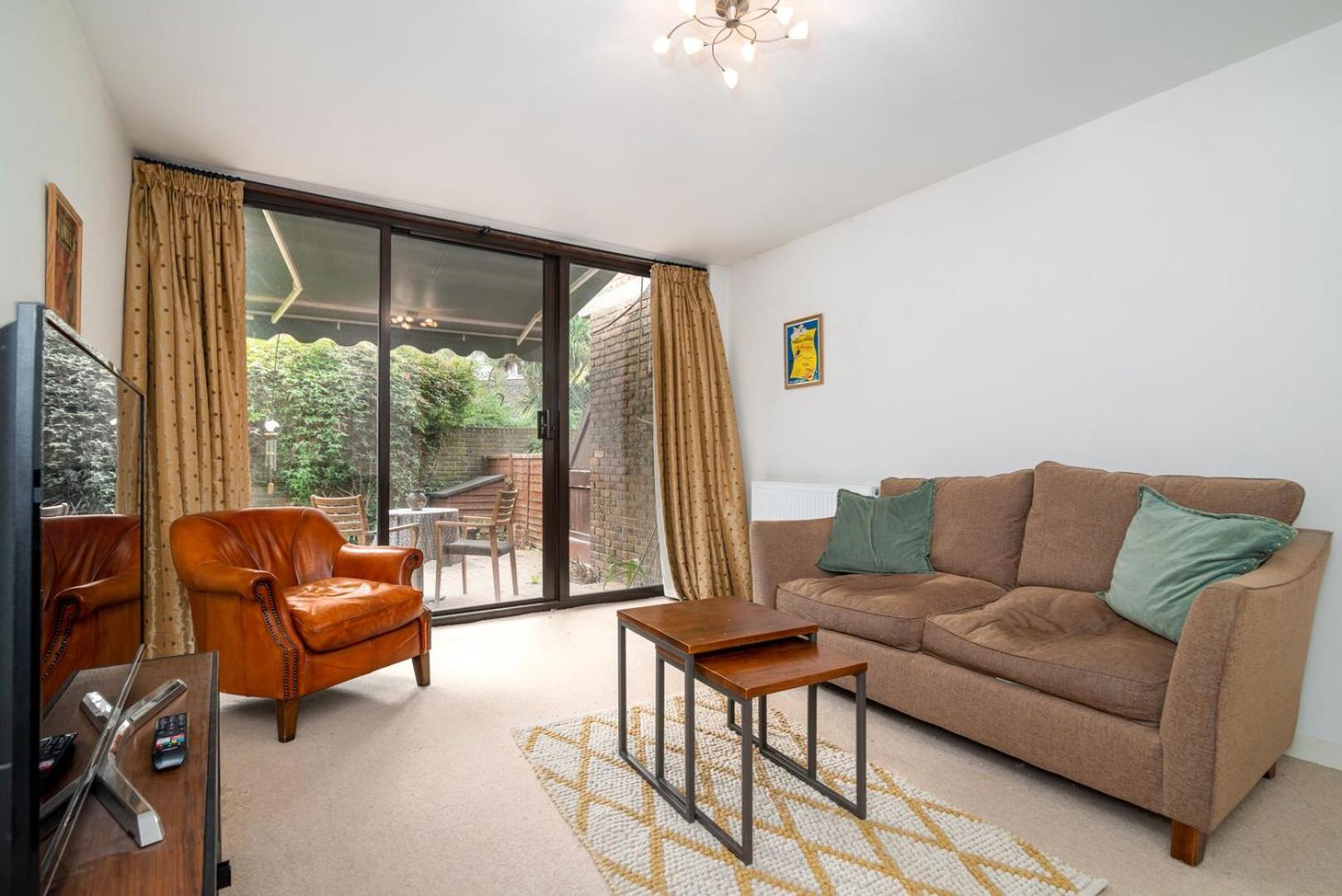 Guestready - Lovely Ground Floor Duplex With Patio In Southbank Διαμέρισμα Λονδίνο Εξωτερικό φωτογραφία
