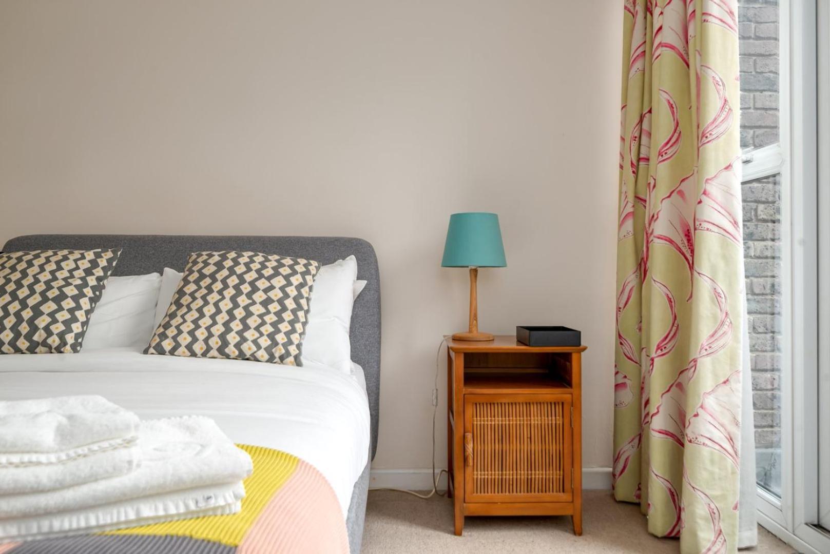 Guestready - Lovely Ground Floor Duplex With Patio In Southbank Διαμέρισμα Λονδίνο Εξωτερικό φωτογραφία